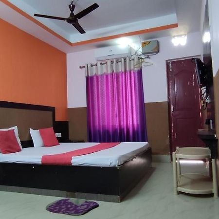 Hotel Samrat Palace Near Puri Sea Beach Best Choice Of Travellers By Morservices Bagian luar foto